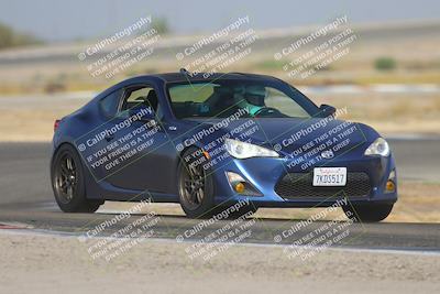 media/Sep-20-2025-Extreme Speed (Sat) [[1fcc23683c]]/Orange (Mid Intermediate)/Session 1 (Sunset)/